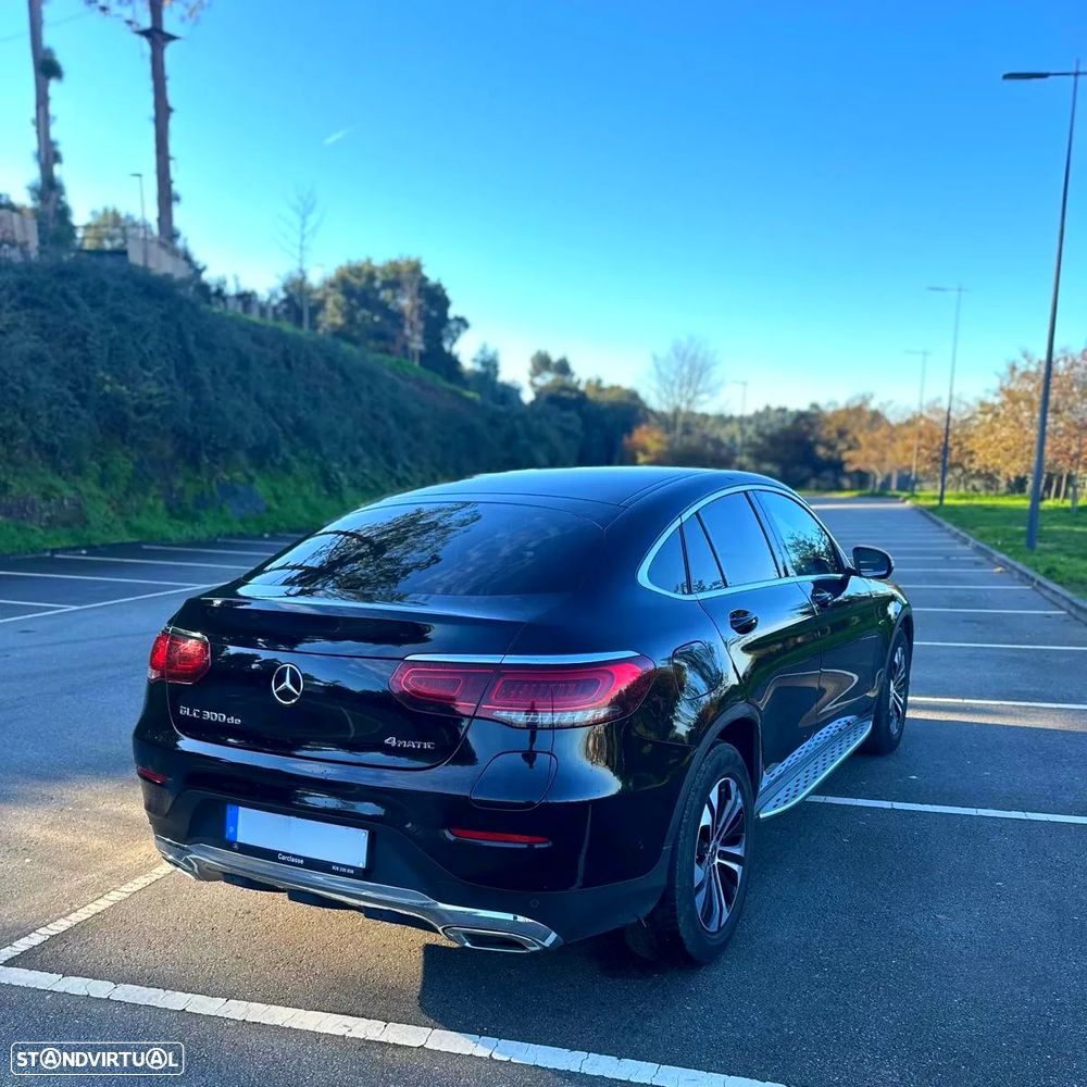 Mercedes-Benz GLC 300 e 4Matic - 3