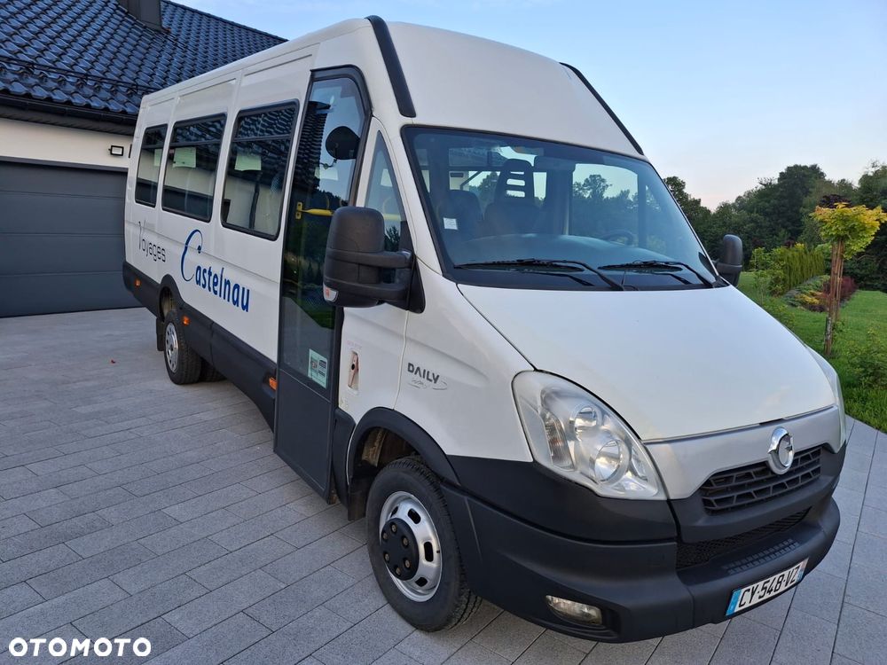 Iveco Daily XXL sprowadzone super stan 74 900 netto - 7