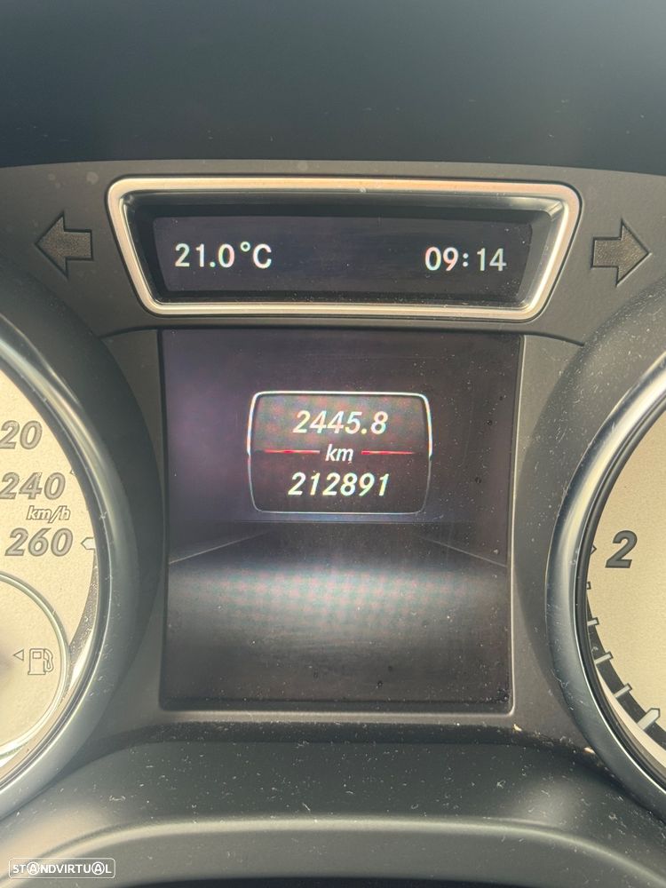 Mercedes-Benz CLA 180 CDI AMG Line - 6