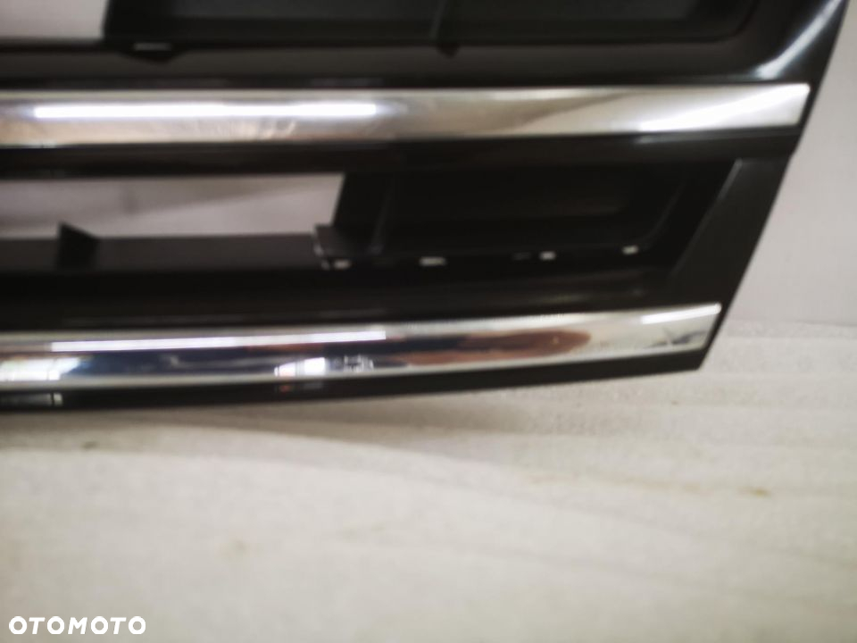 VW TOUAREG 7P6 09- ATRAPA PRZEDNIA / PRZÓD NR: 7P6853651A 7P6853651D NR AUKCJI NG302 - 10