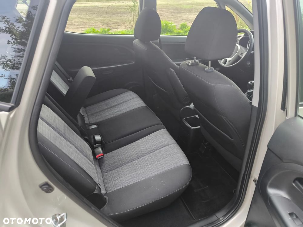 Kia Venga 1.4 CVVT Titanium Collection - 18