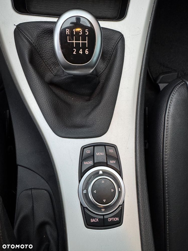 BMW Seria 3 320i Edition Sport - 23