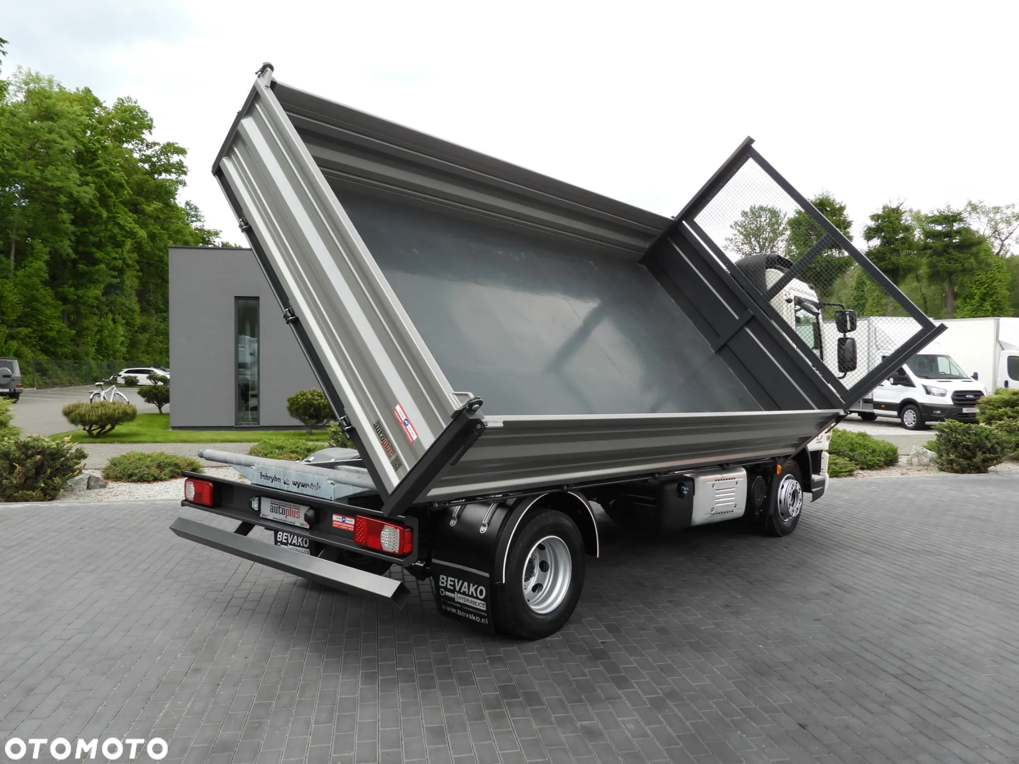 DAF LF 180 WYWROTKA TRÓJSTRONNA TEMPOMAT LEDY AUTOMAT BLIŹNIACZE KOŁA KLIMATYZACJA 180KM [ 435885 ] - 4