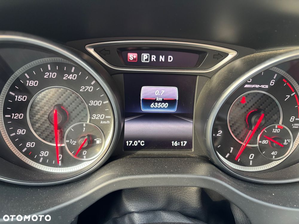 Mercedes-Benz CLA AMG 45 4-Matic - 38