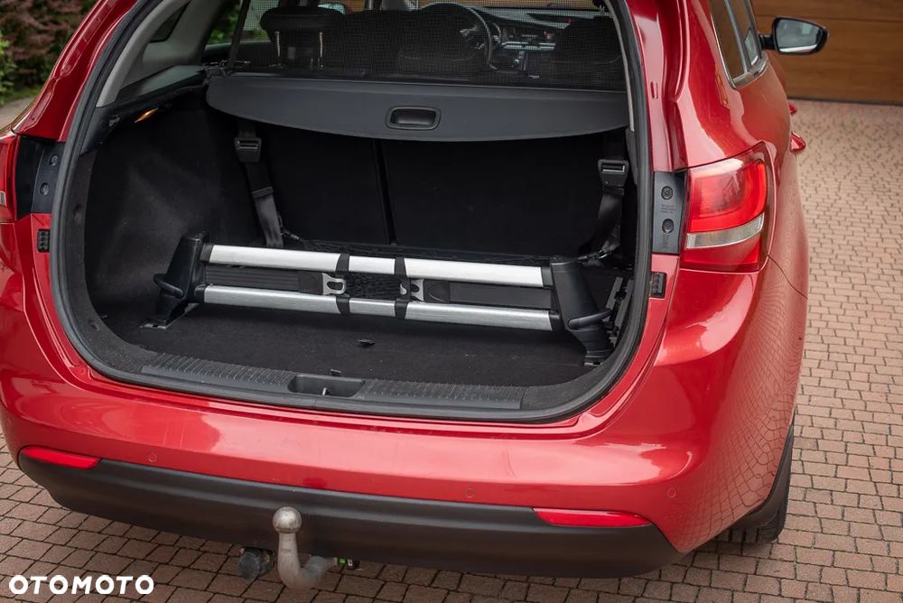 Kia Ceed 1.6 GDI L Business Line - 24