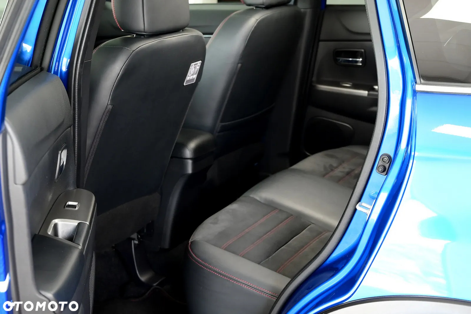 Mitsubishi ASX - 8