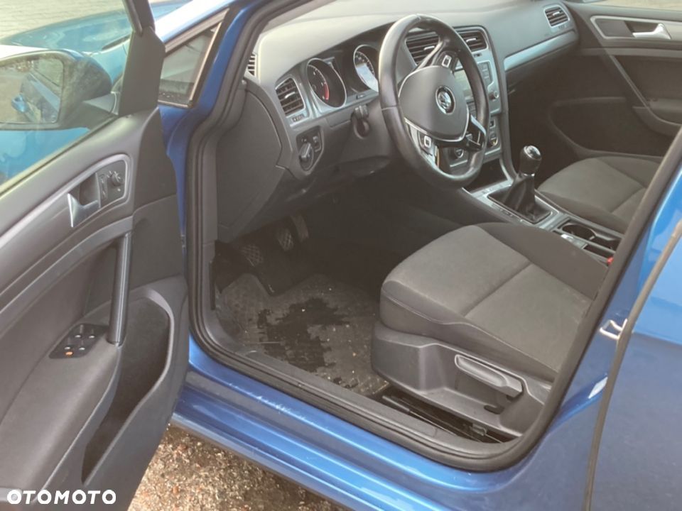 Volkswagen Golf Variant - 12