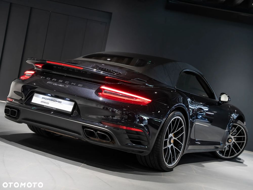 Porsche 911 - 19