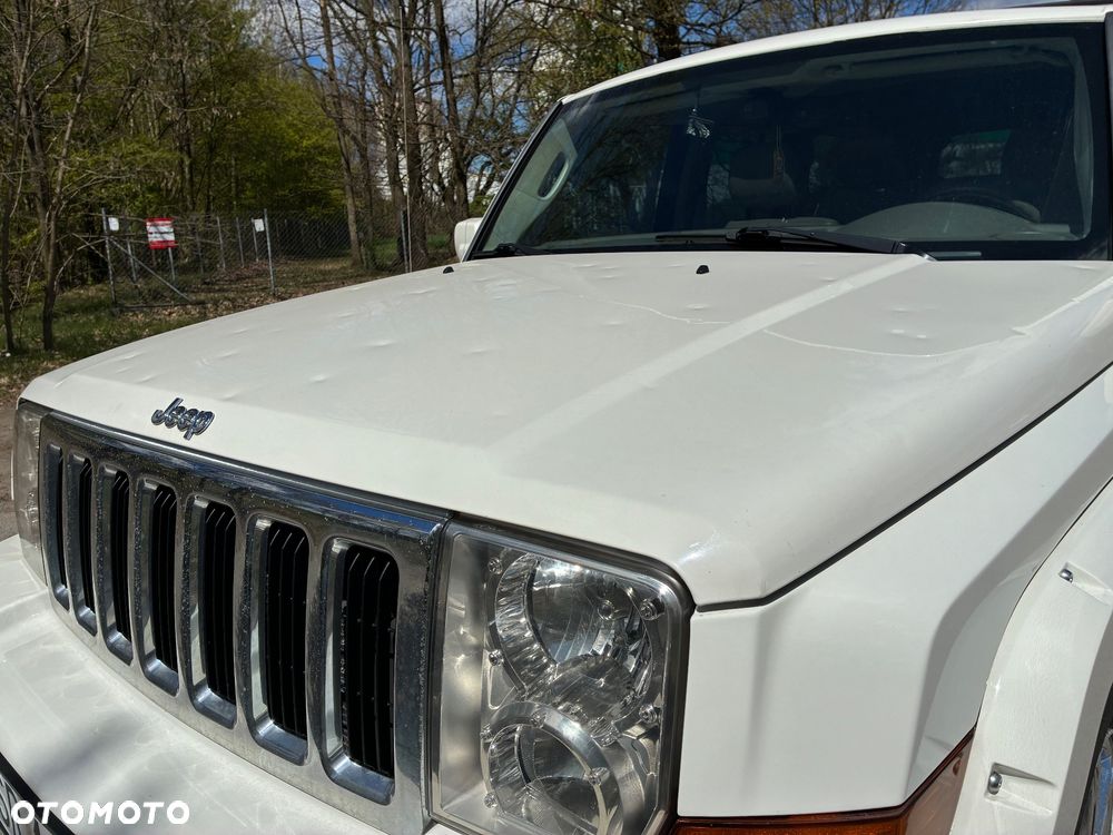 Jeep Commander 5.7 V8 HEMI Automatik Limited - 16