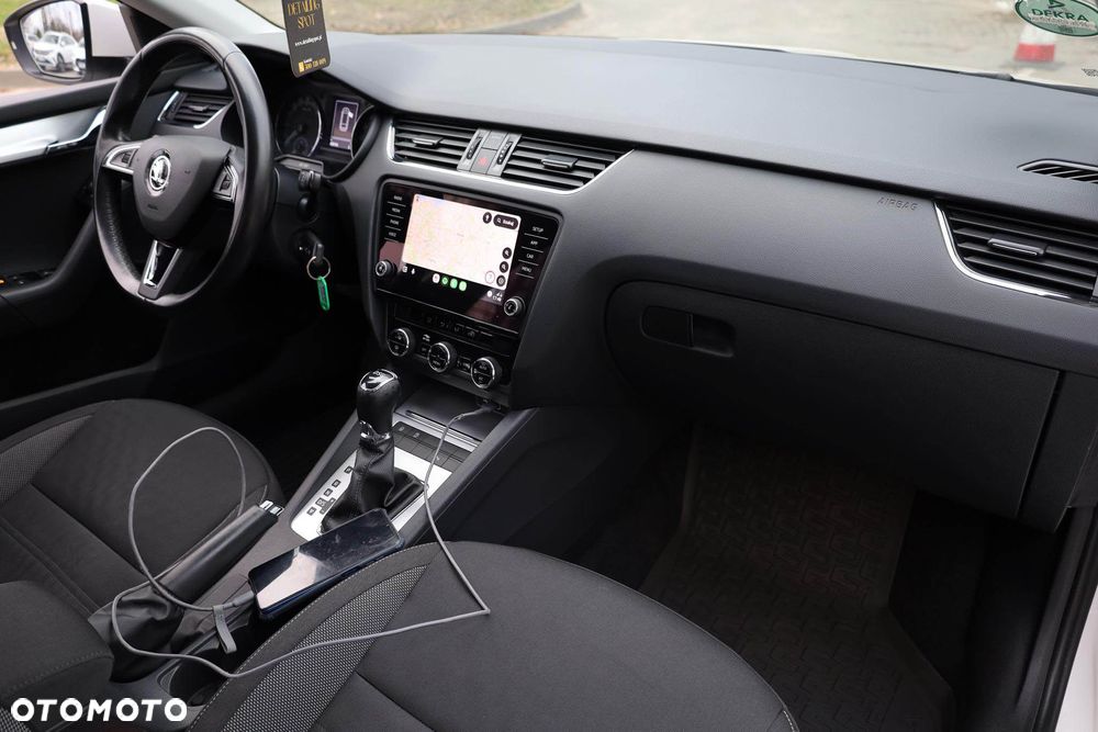 Skoda Octavia 2.0 TDI Ambition DSG - 32