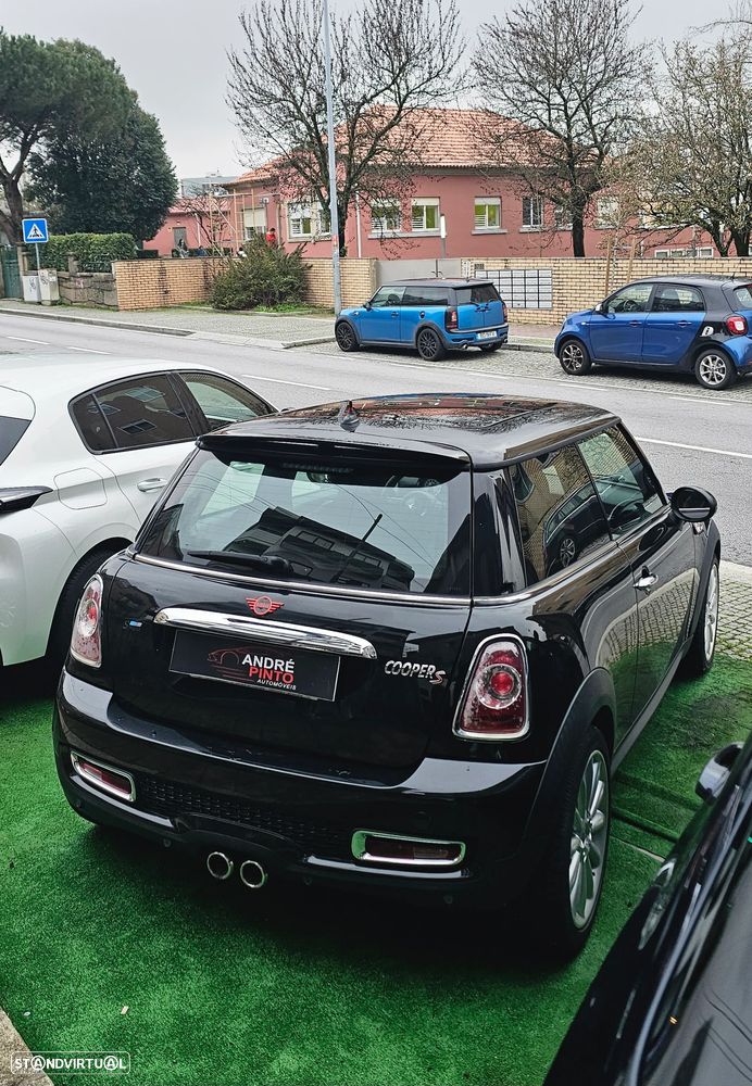 MINI 3 Portas Cooper S - 2