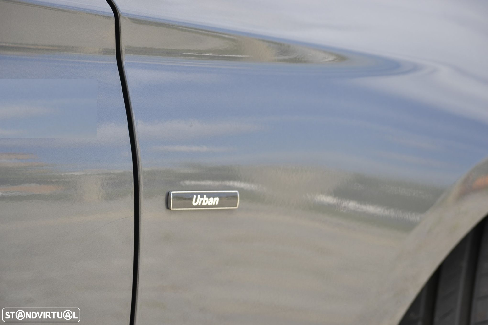 BMW 118 dA Line Urban - 6