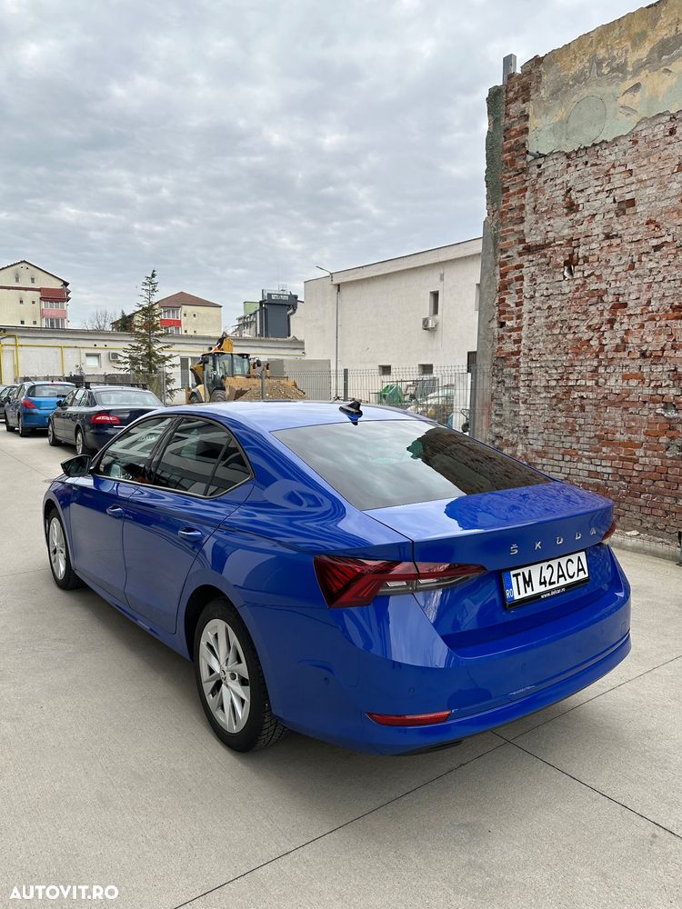 Skoda Octavia 2.0 TDI DSG Style - 4