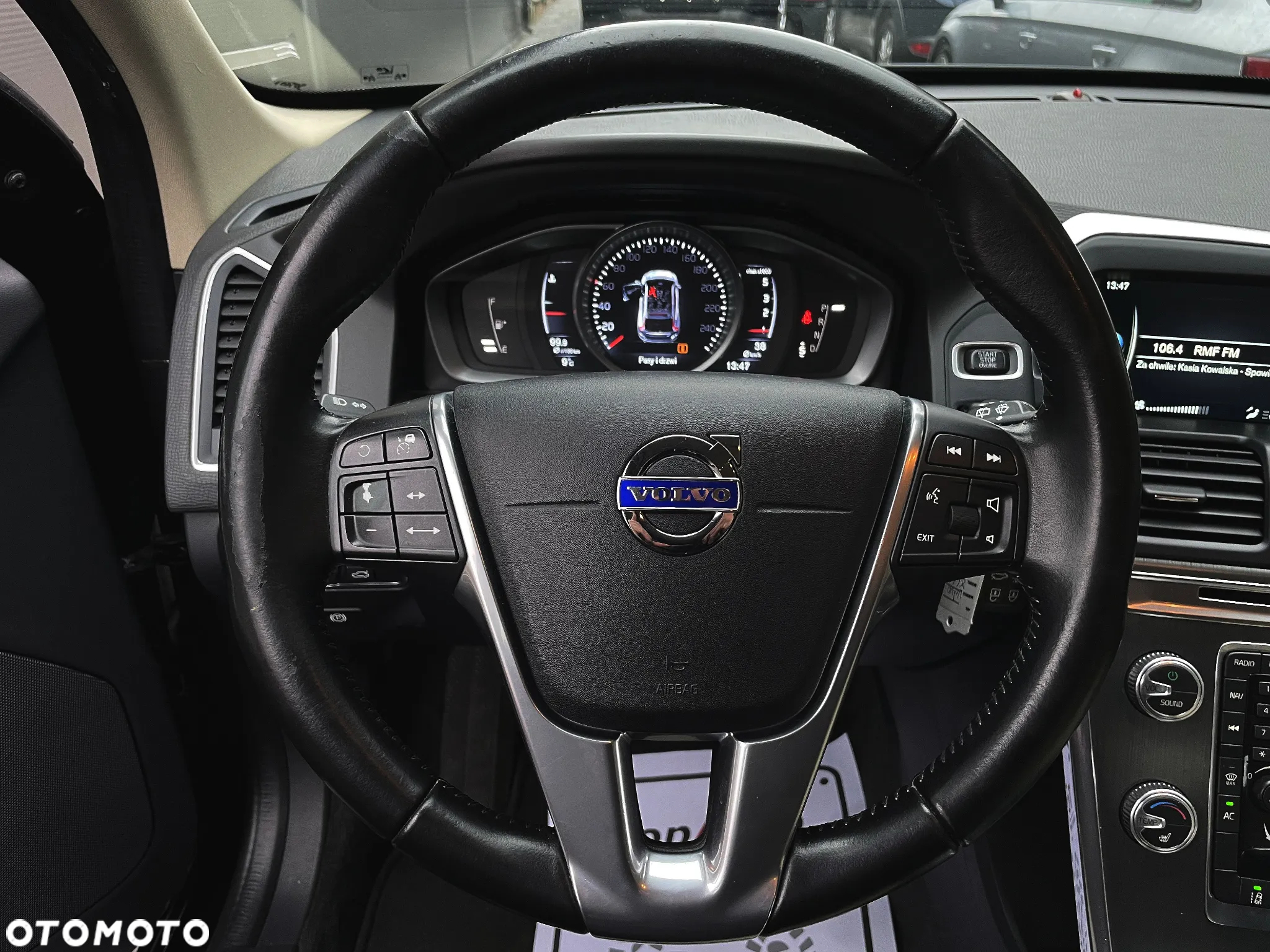 Volvo XC 60 - 22