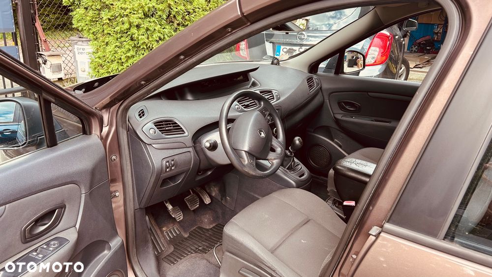 Renault Scenic 1.5 dCi Dynamique - 6