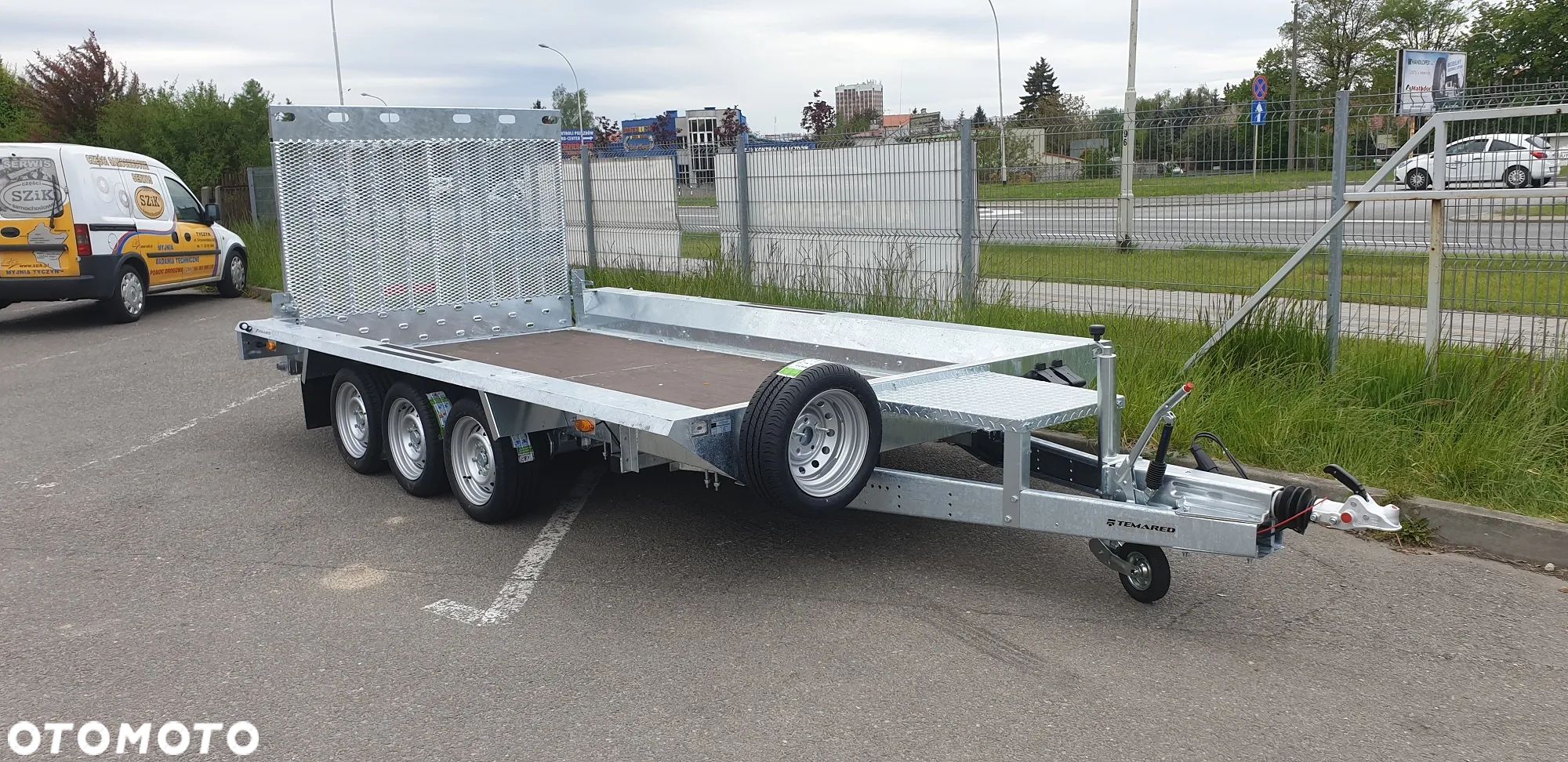 TEMARED BUILDER 3 4018 S 3 osie 400x180cm - 1