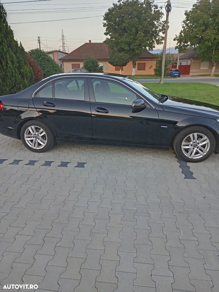 Mercedes-Benz C 180 CDI DPF (BlueEFFICIENCY) - 6