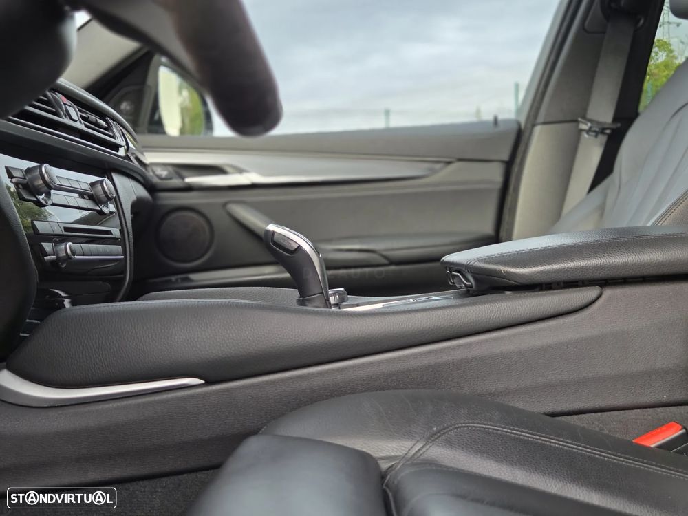 BMW X6 40 d xDrive Pack M - 23