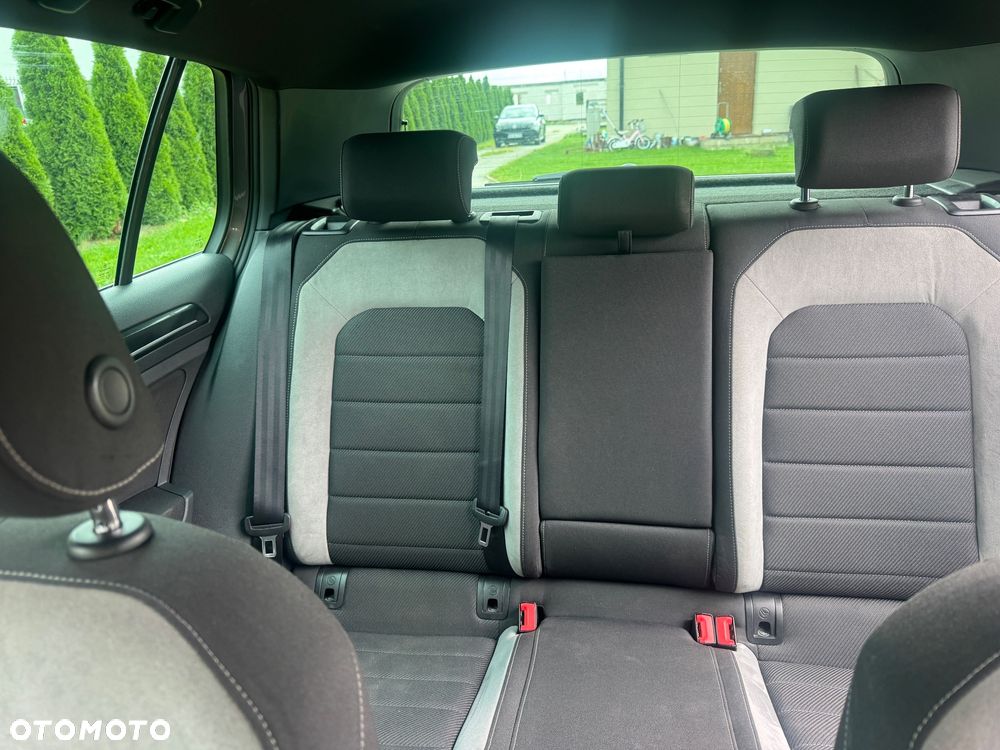 Volkswagen Golf 2.0 TSI BMT 4Mot R - 9