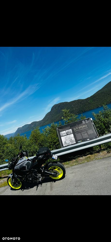 Yamaha MT - 4
