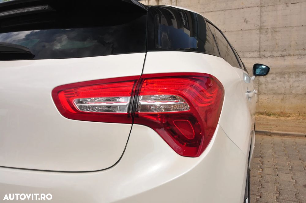 Citroën DS5 Hybrid4 EGS6 SportChic - 15