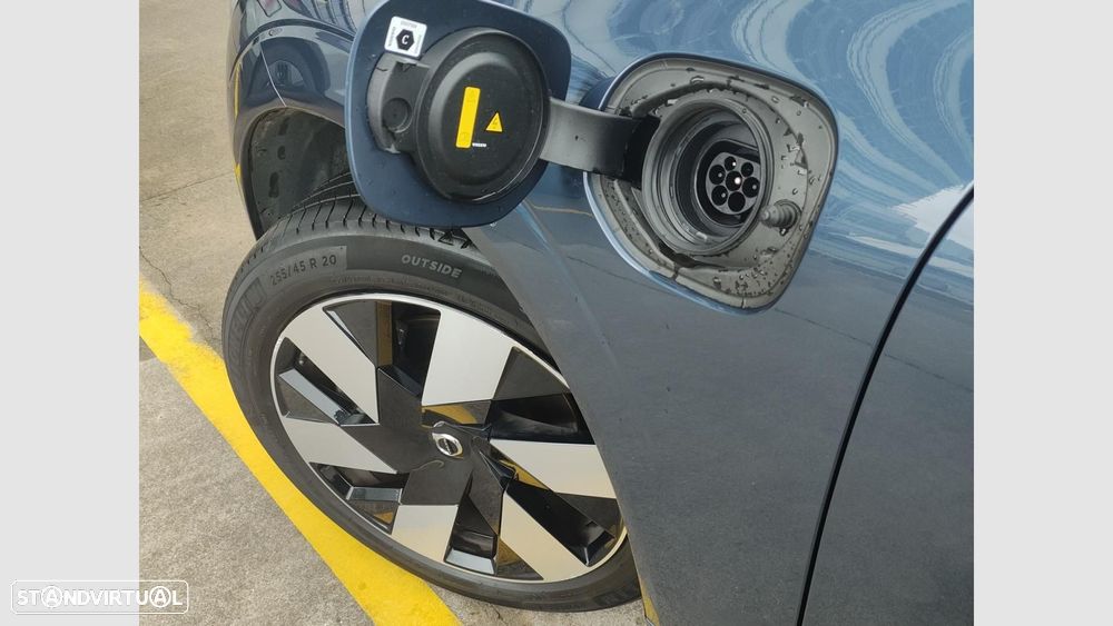 Volvo XC 60 2.0 T6 PHEV Plus Dark AWD - 17