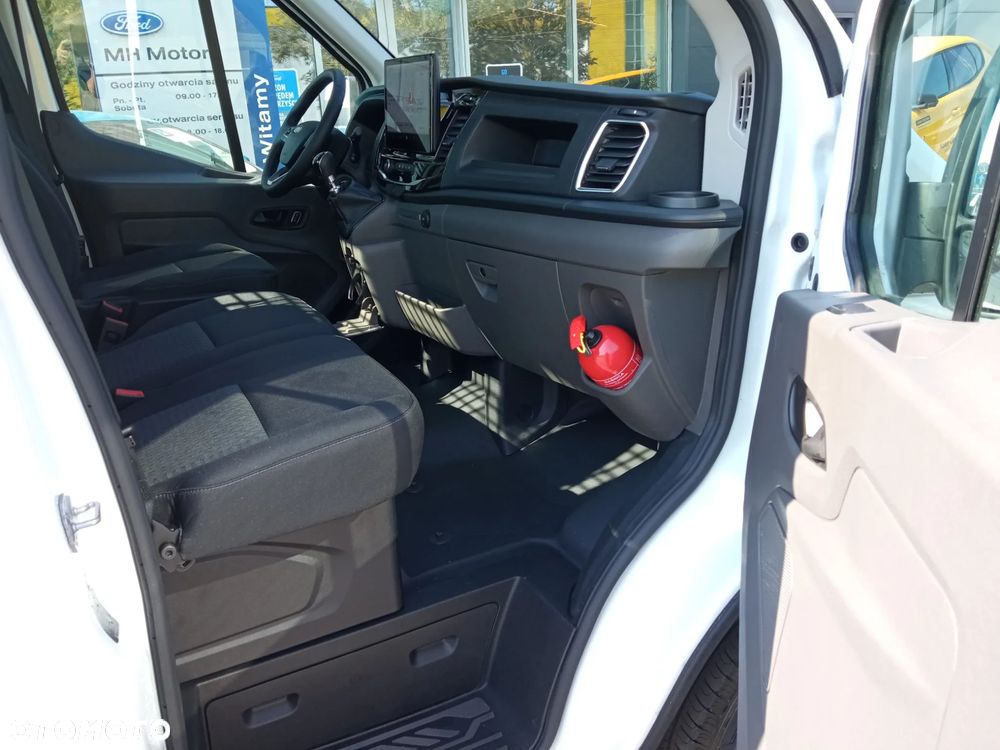 Ford Transit - 15