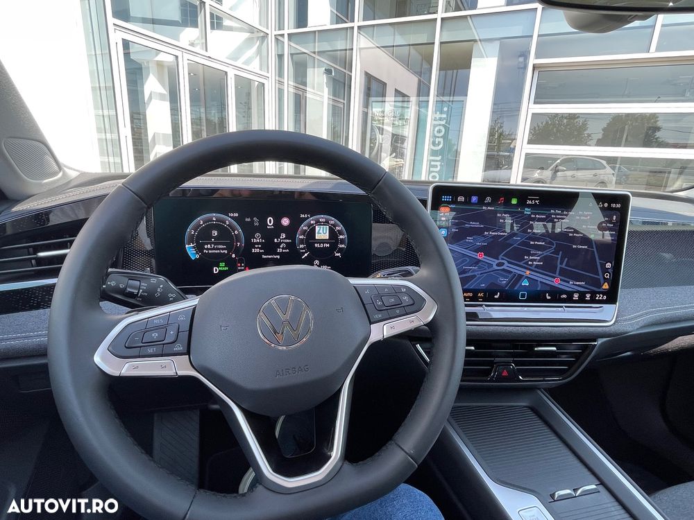 Volkswagen Passat 1.5 eTSI DSG MHEV Base - 10