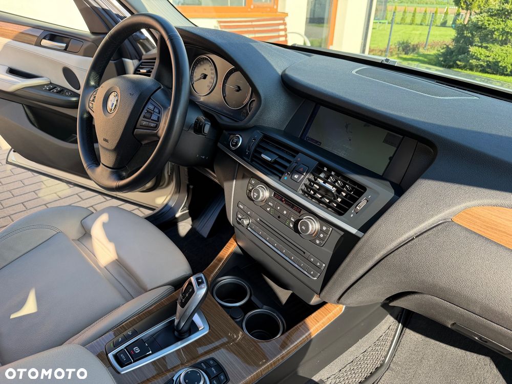 BMW X3 xDrive20d - 10