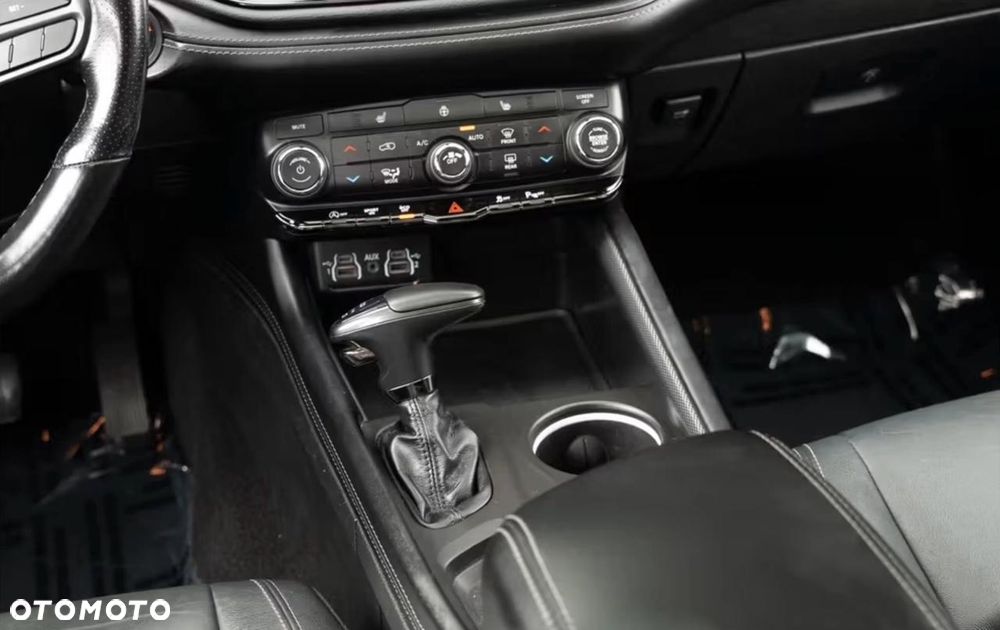 Dodge Durango - 13