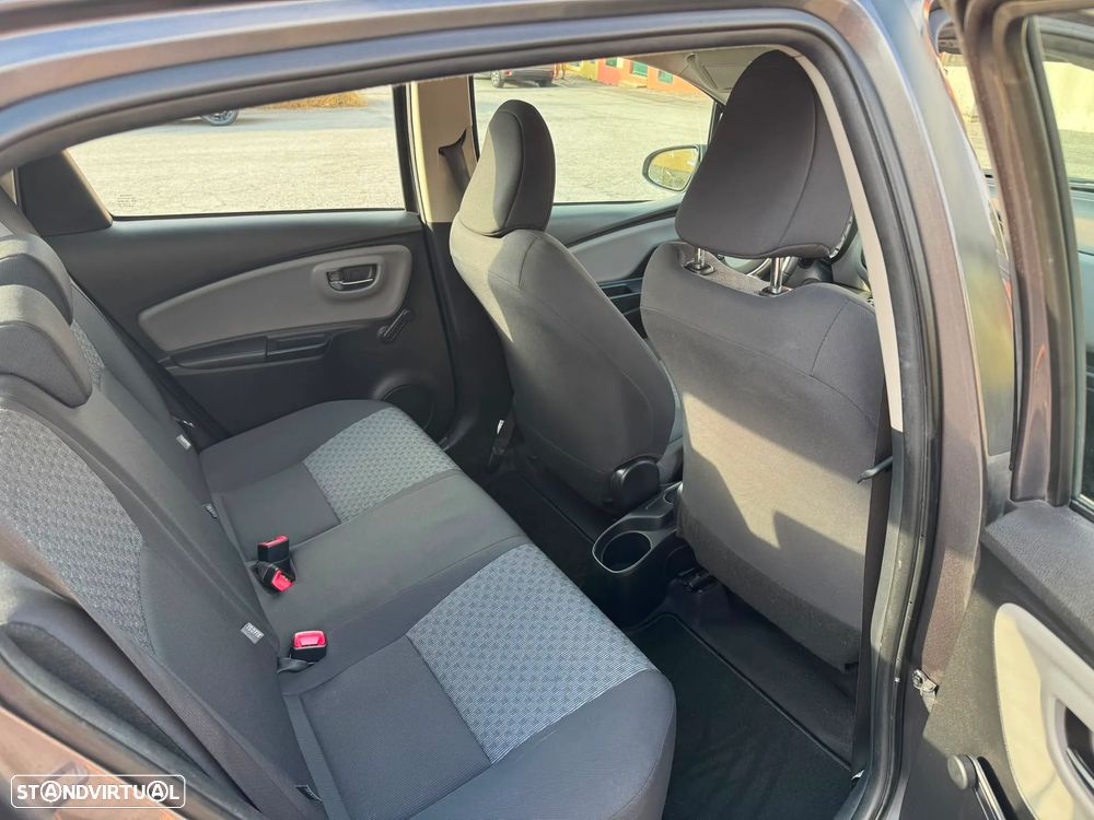 Toyota Yaris 1.0 VVT-i Comfort+P.Style - 16