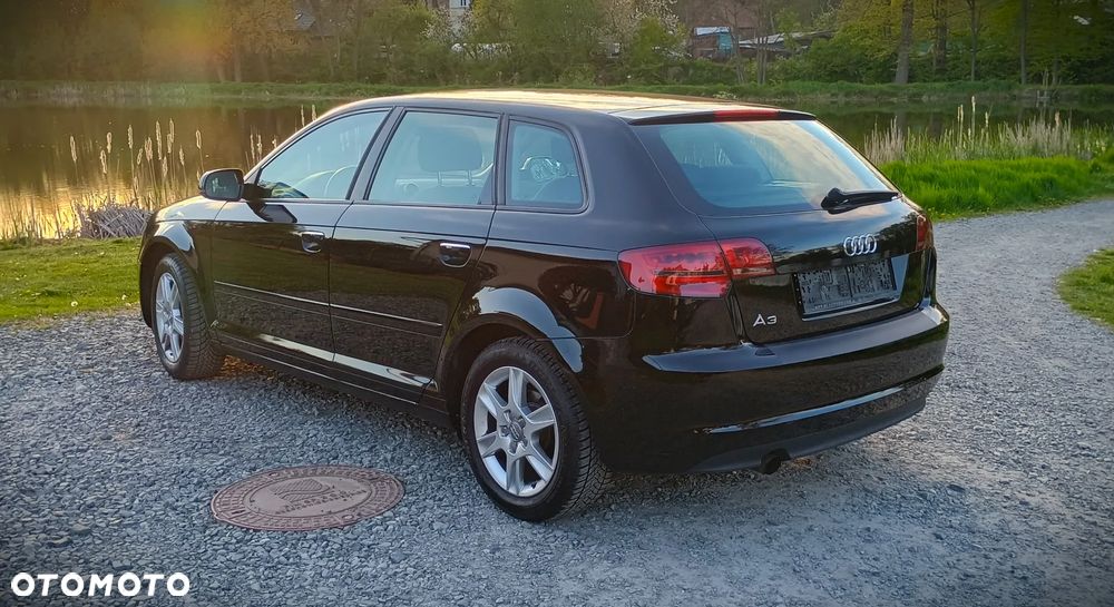 Audi A3 Sportback 1.6 Ambiente - 5