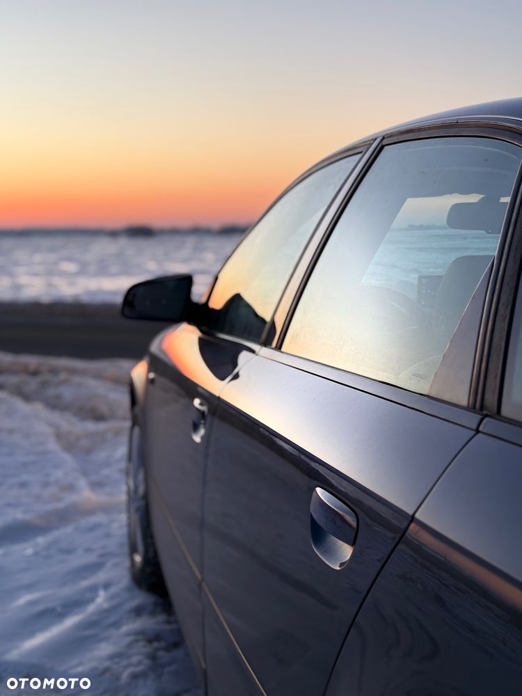Audi A4 Limousine 2.0 TDI - 22