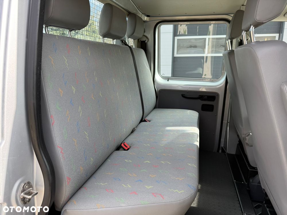 Volkswagen T5 - 6