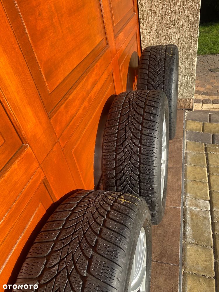 Dunlop wintersport 4D 245/50 r18.  felga 8Jx18 H2 - 2