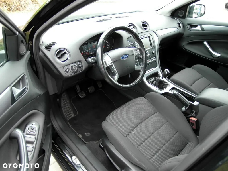 Ford Mondeo 2.0 TDCi Titanium - 28