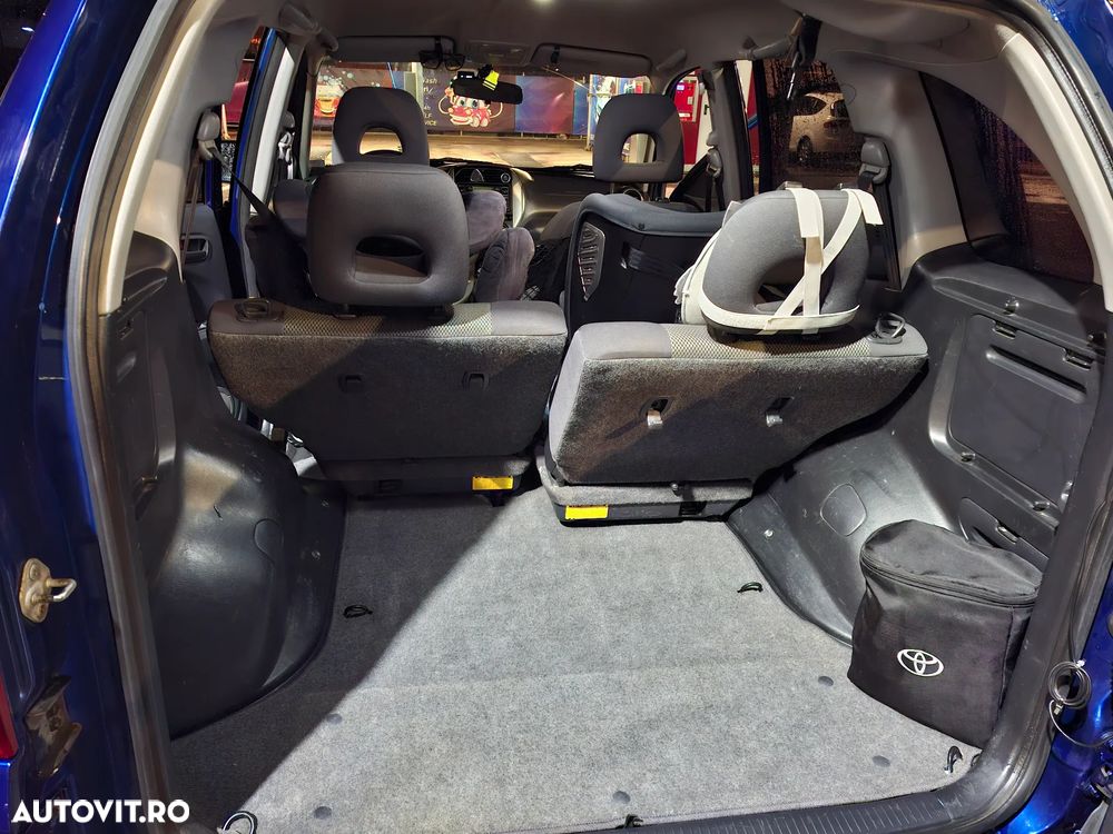 Toyota RAV4 2.0 Limited - 7