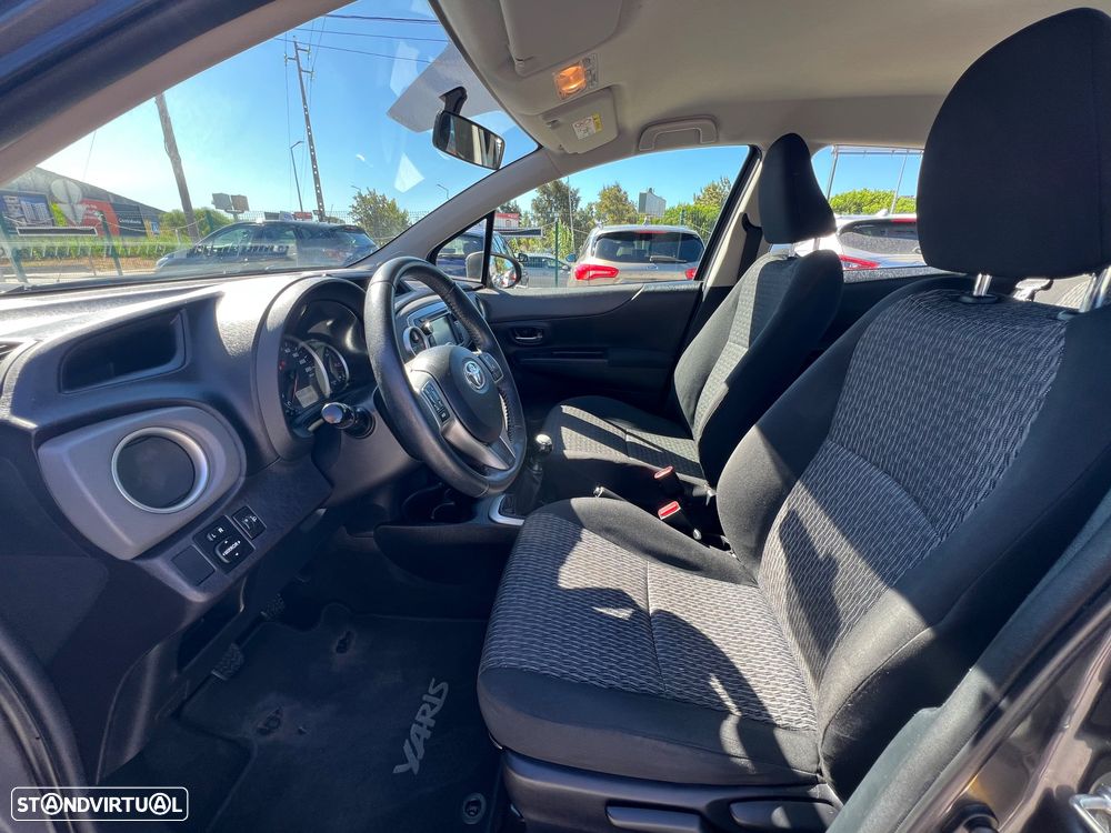 Toyota Yaris 1.0 VVT-i ACtive+AC - 12