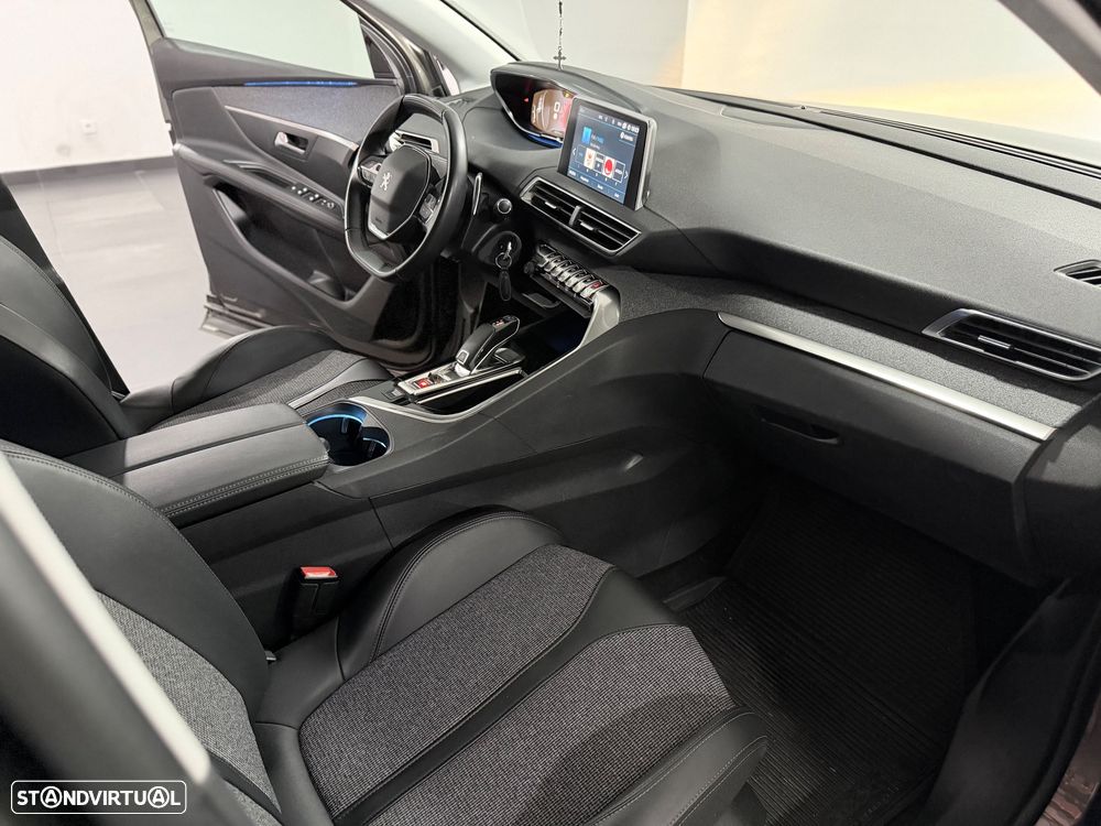 Peugeot 3008 1.5 BlueHDi Active Pack EAT8 - 9