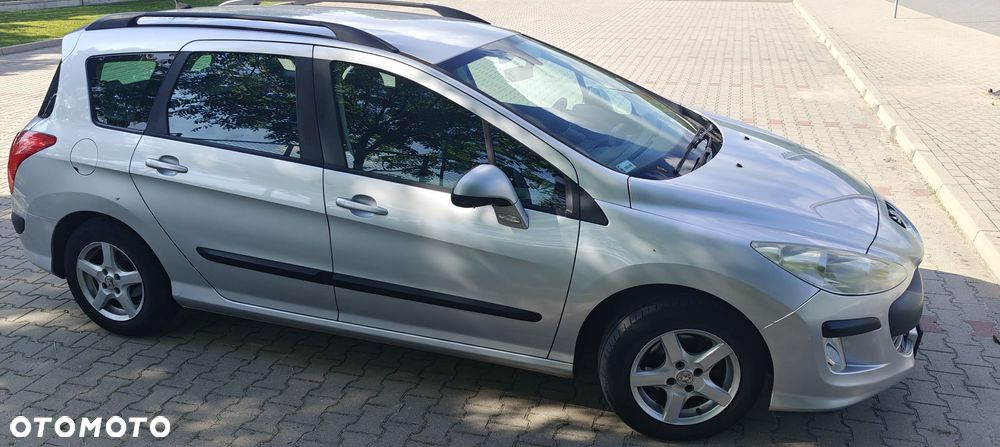 Peugeot 308 1.6 HDi Premium - 12