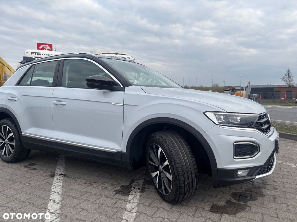 Volkswagen T-Roc 2018 photo 3