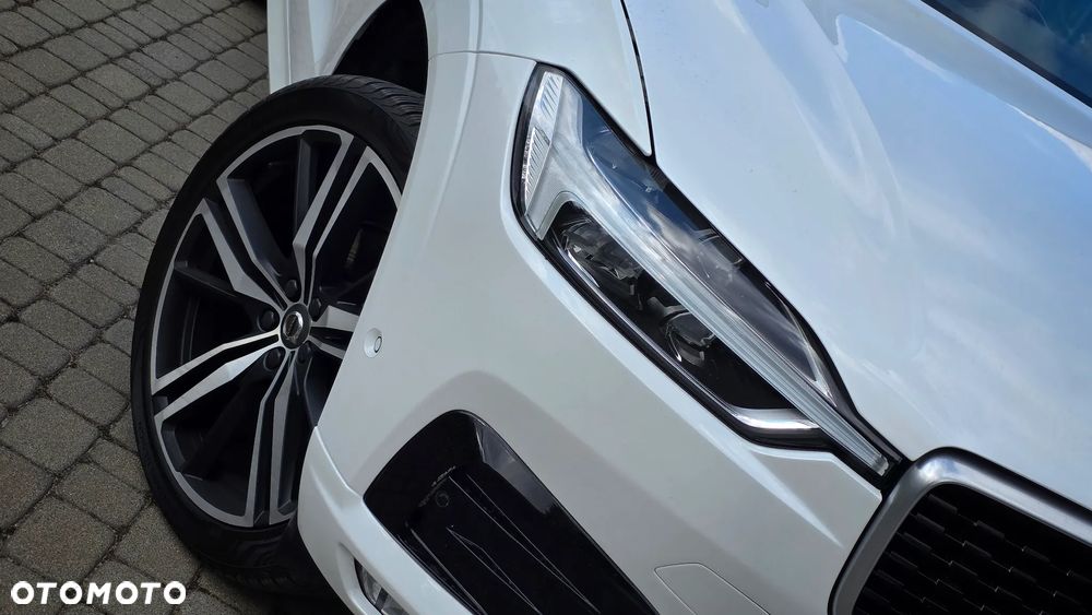 Volvo XC 60 T5 AWD Geartronic RDesign - 11