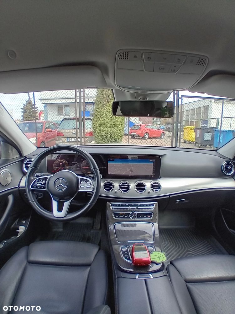 Mercedes-Benz Klasa E 200 d 9G-TRONIC - 15