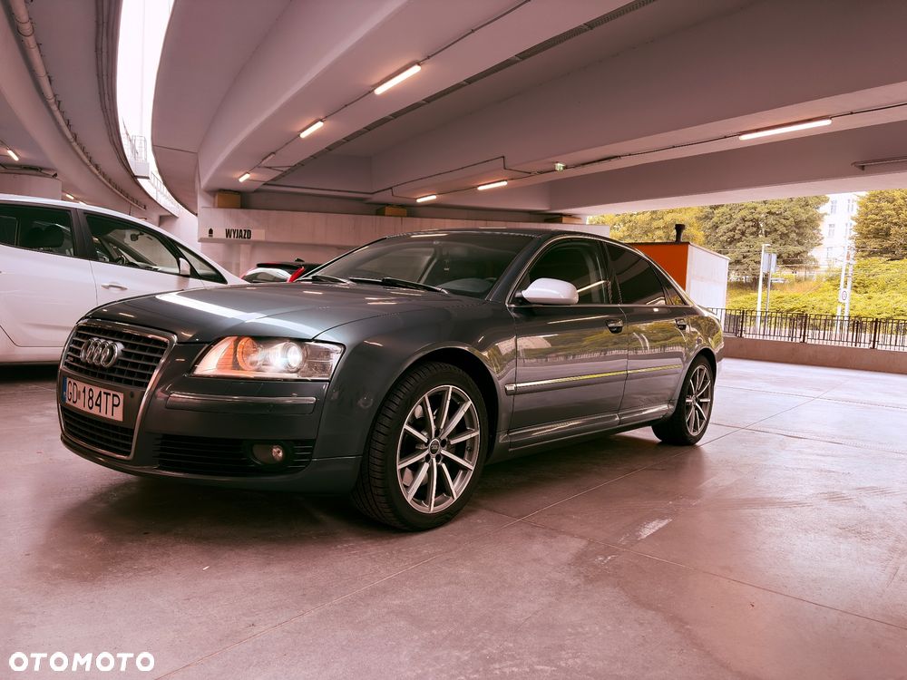 Audi A8 - 5