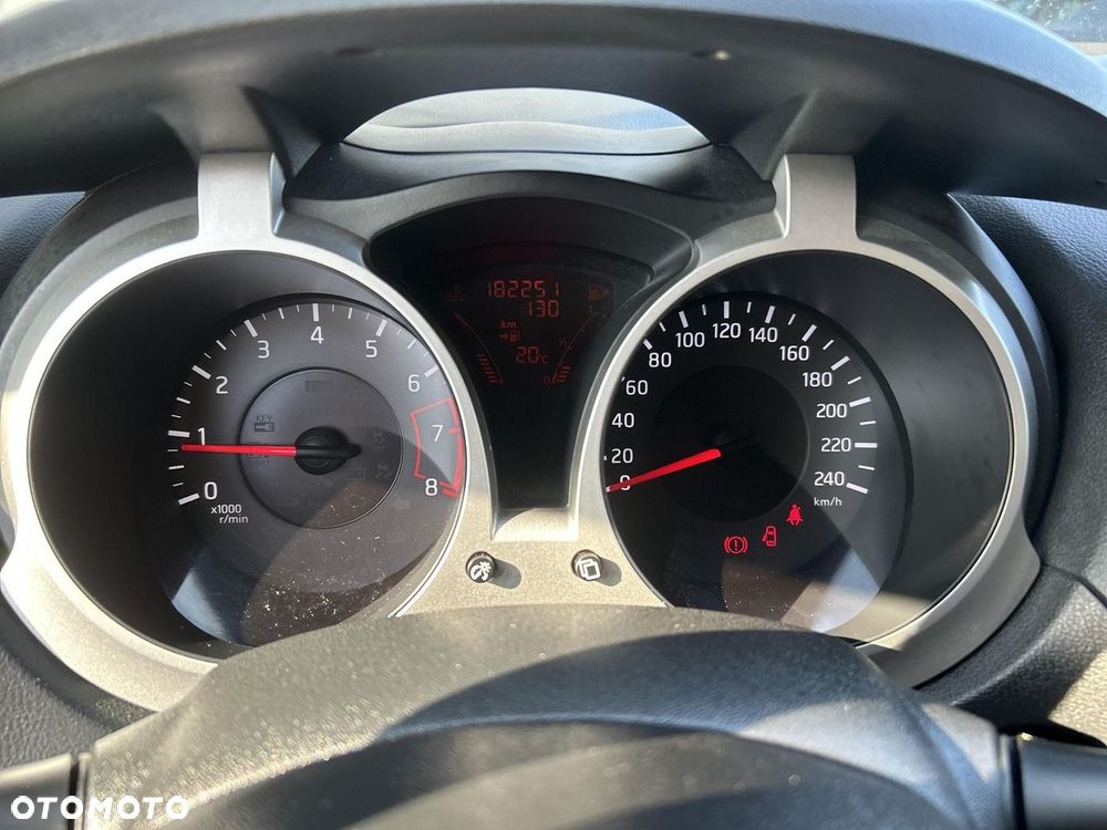 Nissan Juke 1.6 Visia S&S - 18