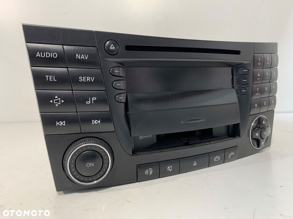 RADIO  MERCEDES-BENZ KLASA E (W211) 2002 - 2009 E 220 CDI (211.006) 110 kW [150 KM] olej napędowy - 2