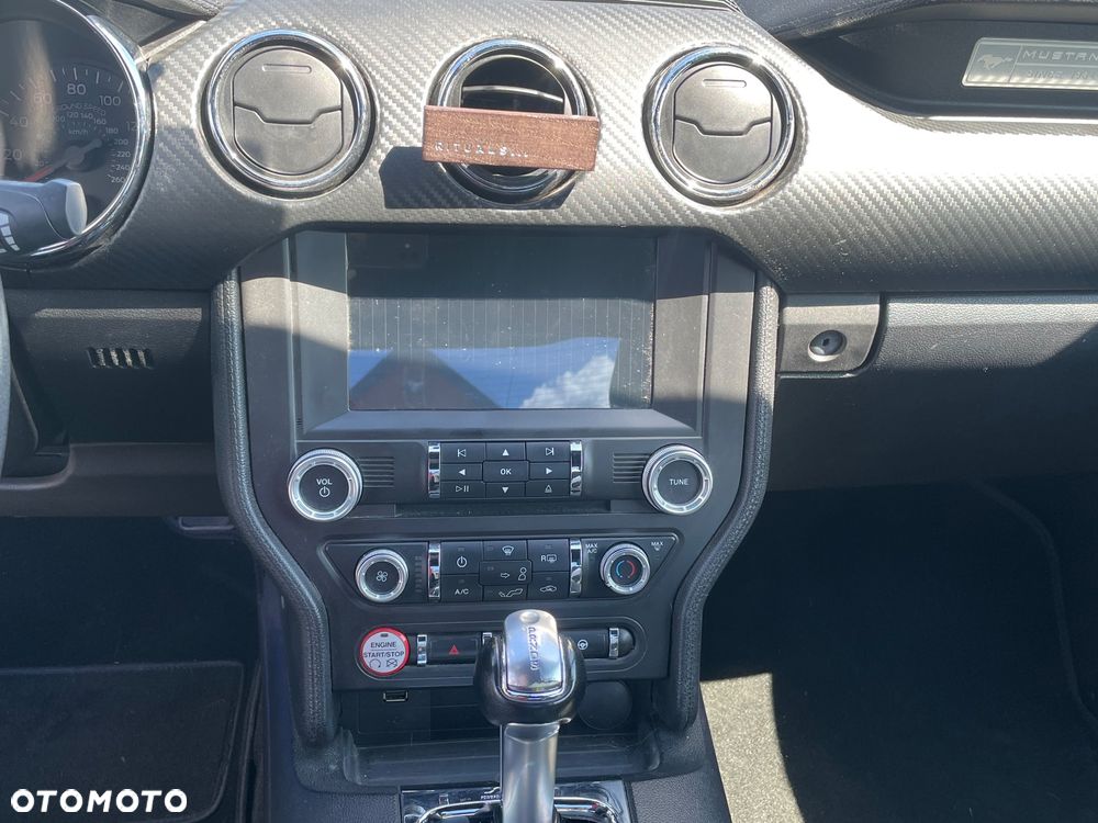 Ford Mustang 3.7 V6 - 11