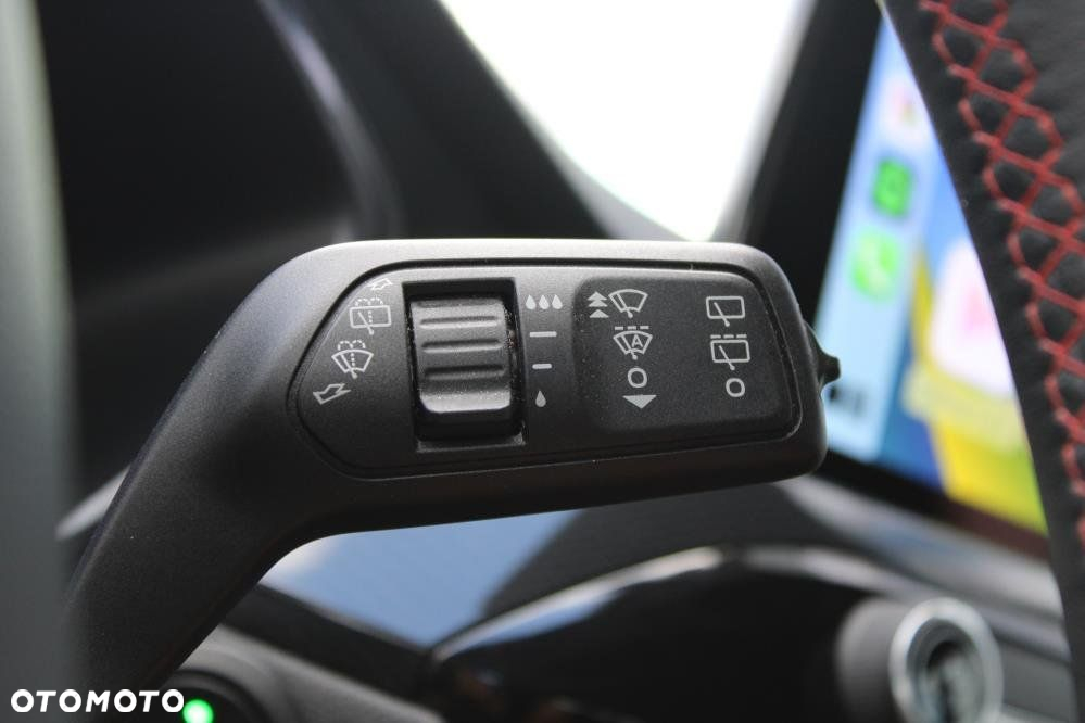 Ford Kuga - 32