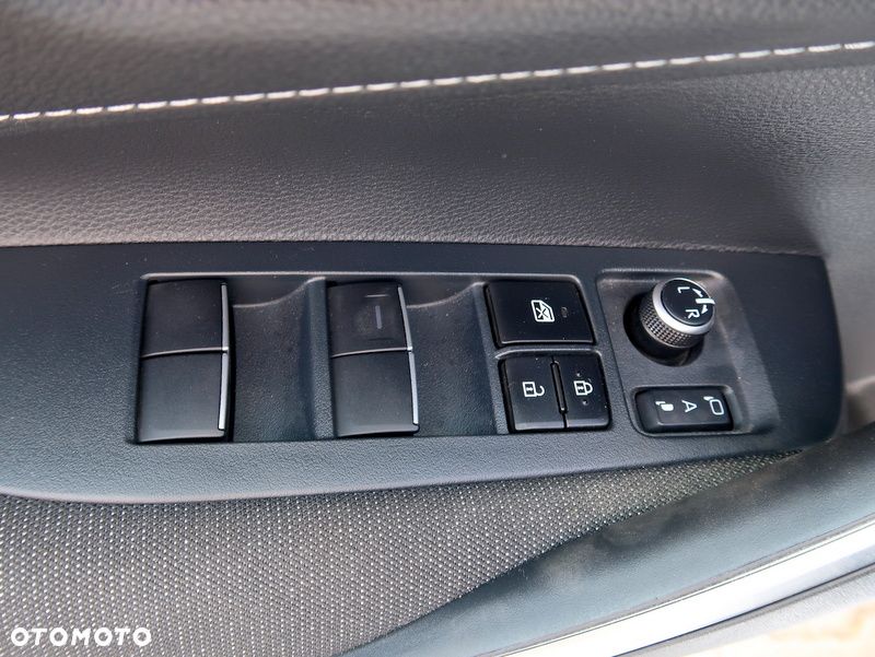 Toyota Corolla 1.8 Hybrid Comfort - 21