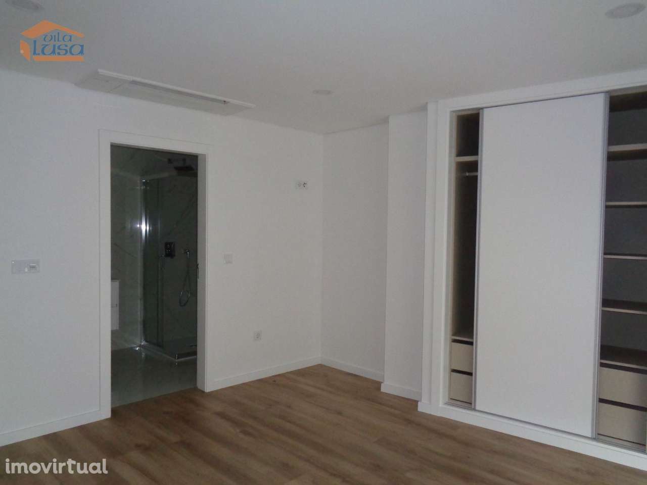 T4 no Centro da Cidade - Grande imagem: 5/13